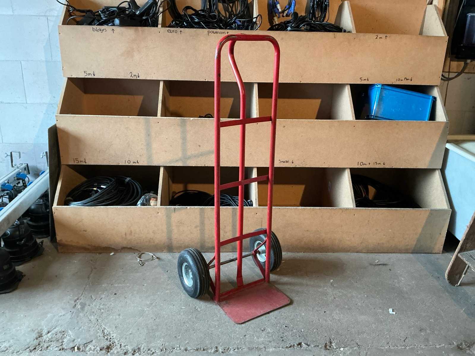 Hand truck