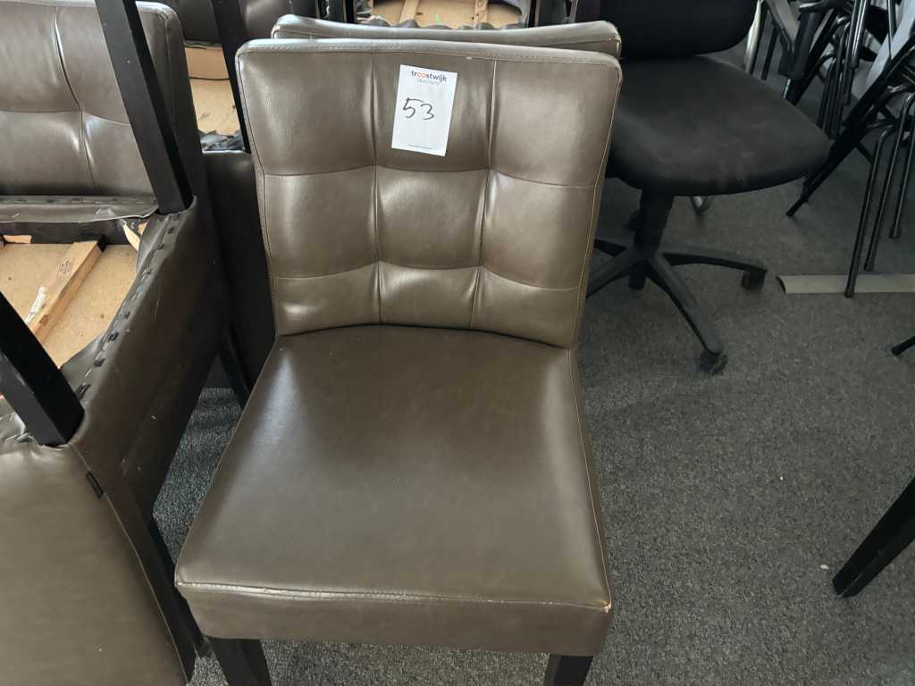 Chaise de restaurant aspect cuir (45x)