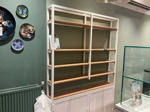 Suport pentru ateliere de oțel brut și lemn