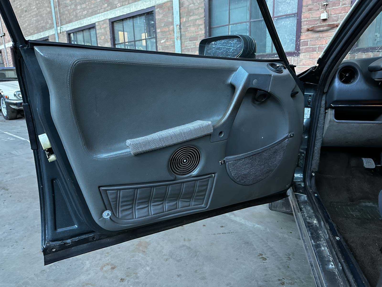 Citroen CX Pallas 2.0 105pk 1984 (Origineel-NL), KZ-02-JN