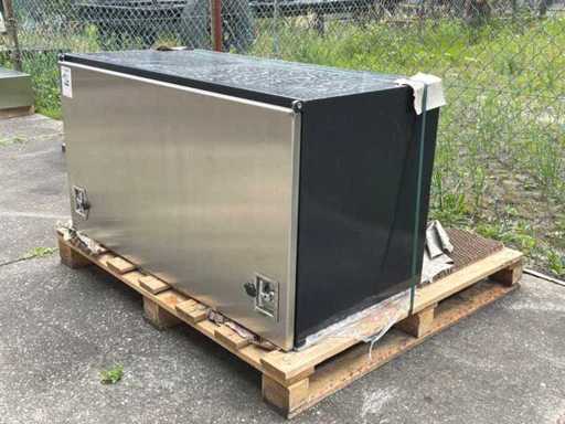 Tilbox Undermount toolbox