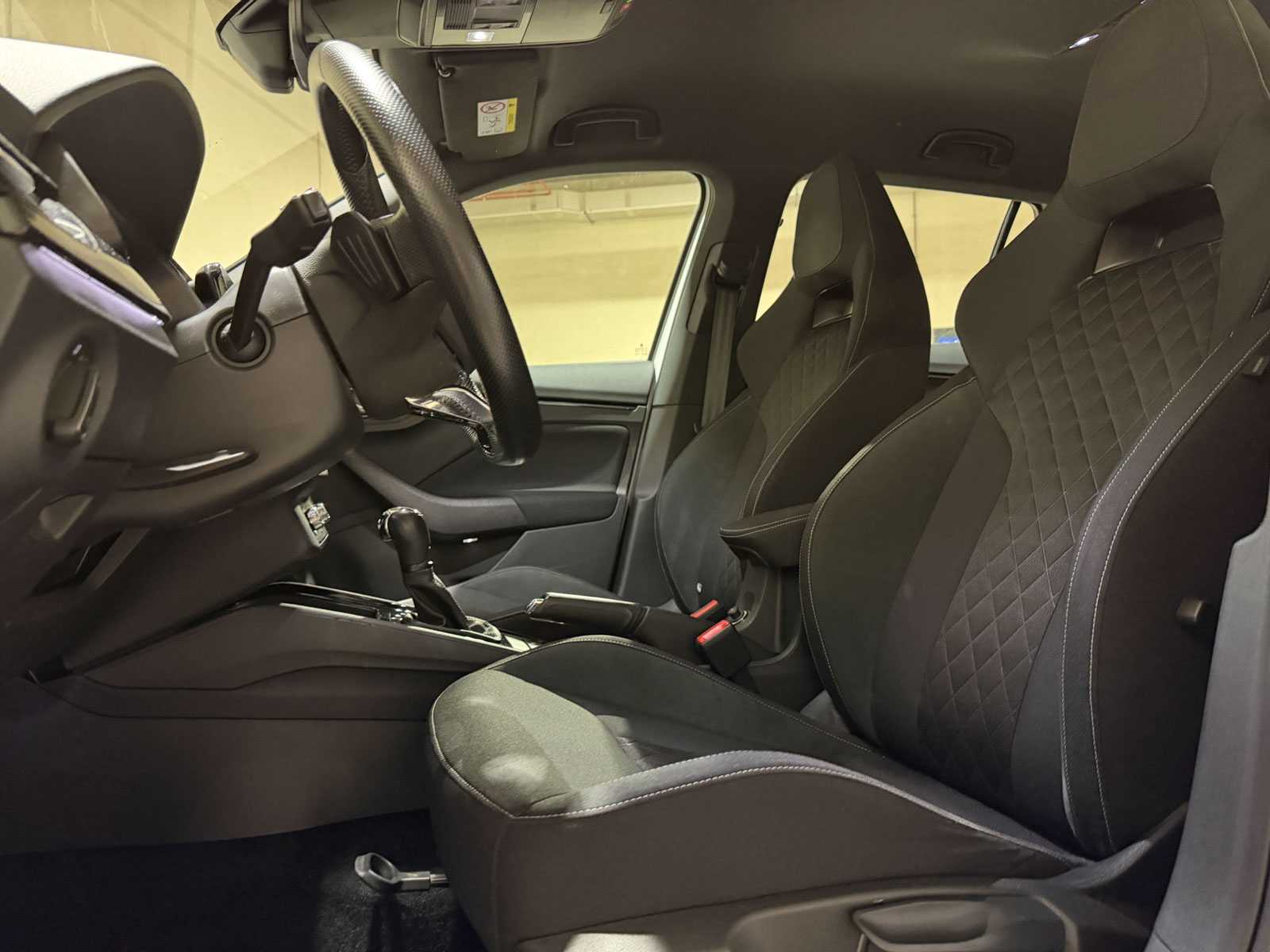 Skoda Kamiq 1.5 TSI ACT Sport Business 150 PS 2021 Automatik (Original-NL), R-487-GS