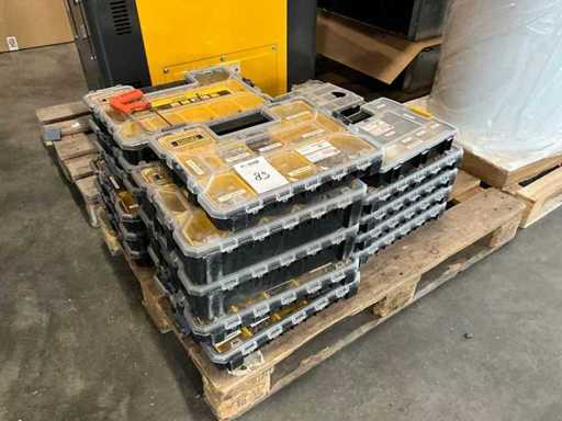 Stanley Verschiedene Werkzeugkoffer (20x)