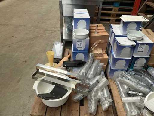 Partij diverse horecabenodigheden