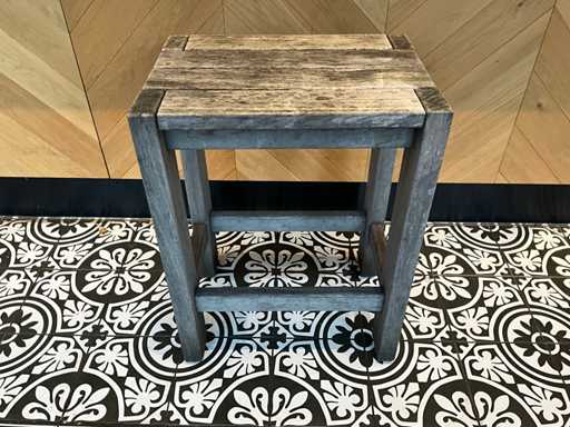 Hutten - Hardhouten terrasbijzettafel