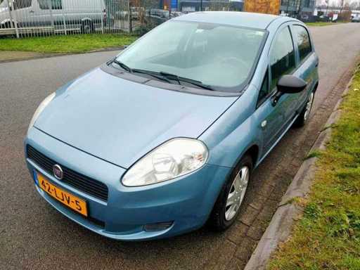 Fiat - 2010 - Grande Punto - 1.2 Actual -42-LJV-5