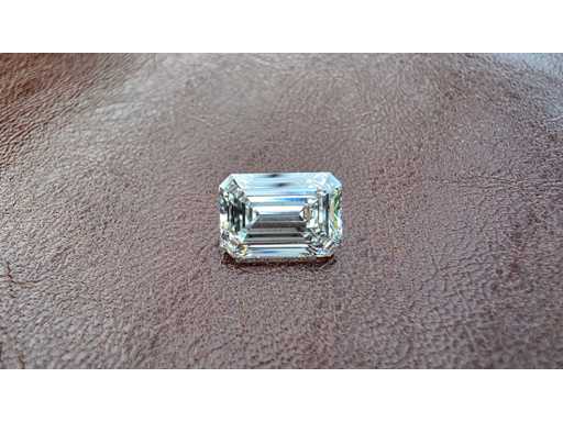 Diamant - env. 2,50 carats - Diamant taille émeraude (certifié)