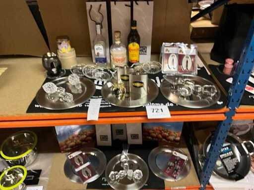 Wine and beverage accessory