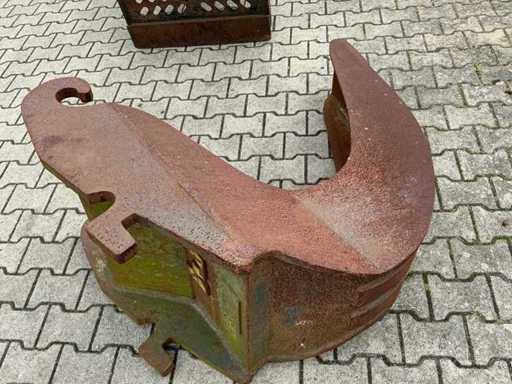 Banana bin despised Attachments