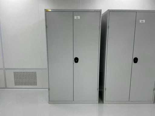 Cabinetul KAISERKRAFT cu conținut