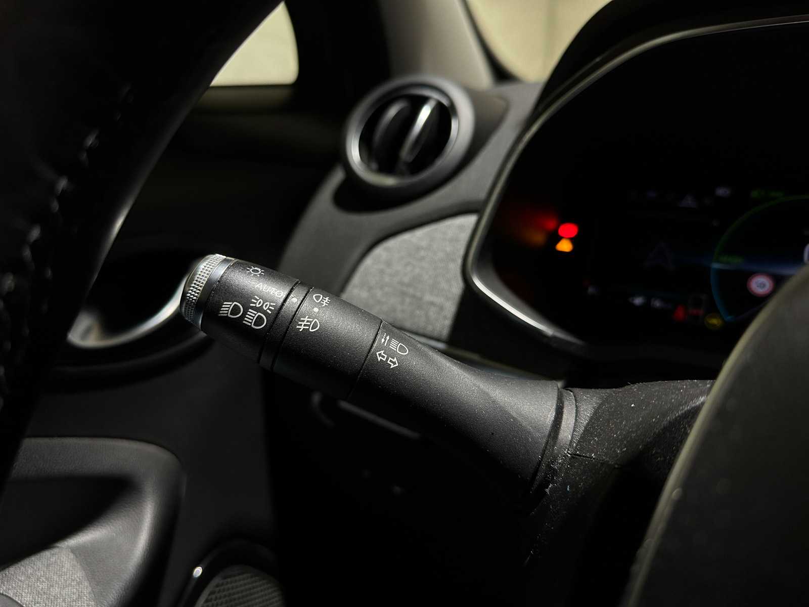 Renault ZOE R135 Intens 52 kWh 136pk 2019 (Origineel-NL + 1e Eigenaar) (ex Accu), G-880-ZB