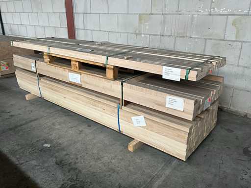 Multe grinzi de arțar