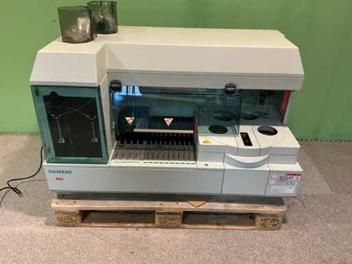 Siemens BCS XP 3 Coagulation analyzer met accessoires