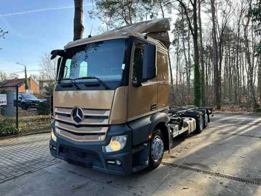 Mercedes-Benz Actros MP4 Truck 2015