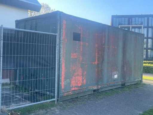 Storage container