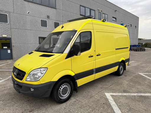 MERCEDES - 2013 - AMBULANCE - Ambulance