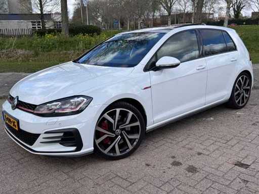 Volkswagen Golf 2.0 TSI GTI Performance Automatic ; X-419-JG