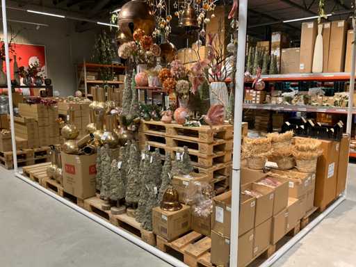 Lotto di vasi e addobbi natalizi