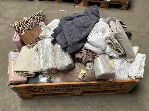 PALLETDEAL various bed and bath textiles from a.o. Walra