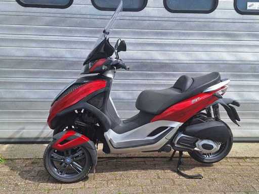Piaggio Mp3 300LT Yourban 300cc scooter a motore