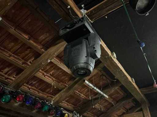 QMAXZ S250S Moving Heads (2x)