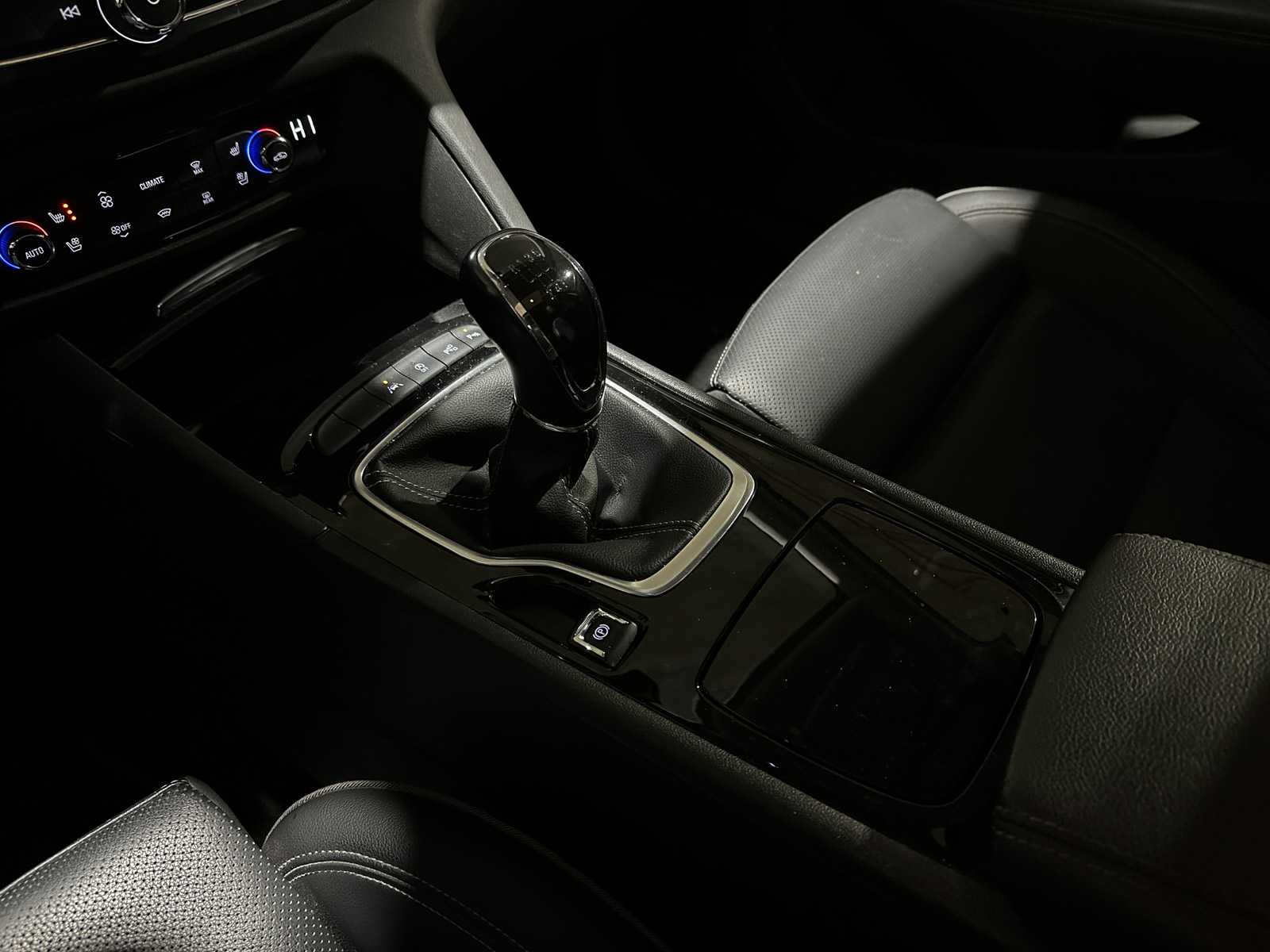 Opel Insignia Sports Tourer 1.6 CDTI EcoTec Innovation 136pk 2018, RR-215-N