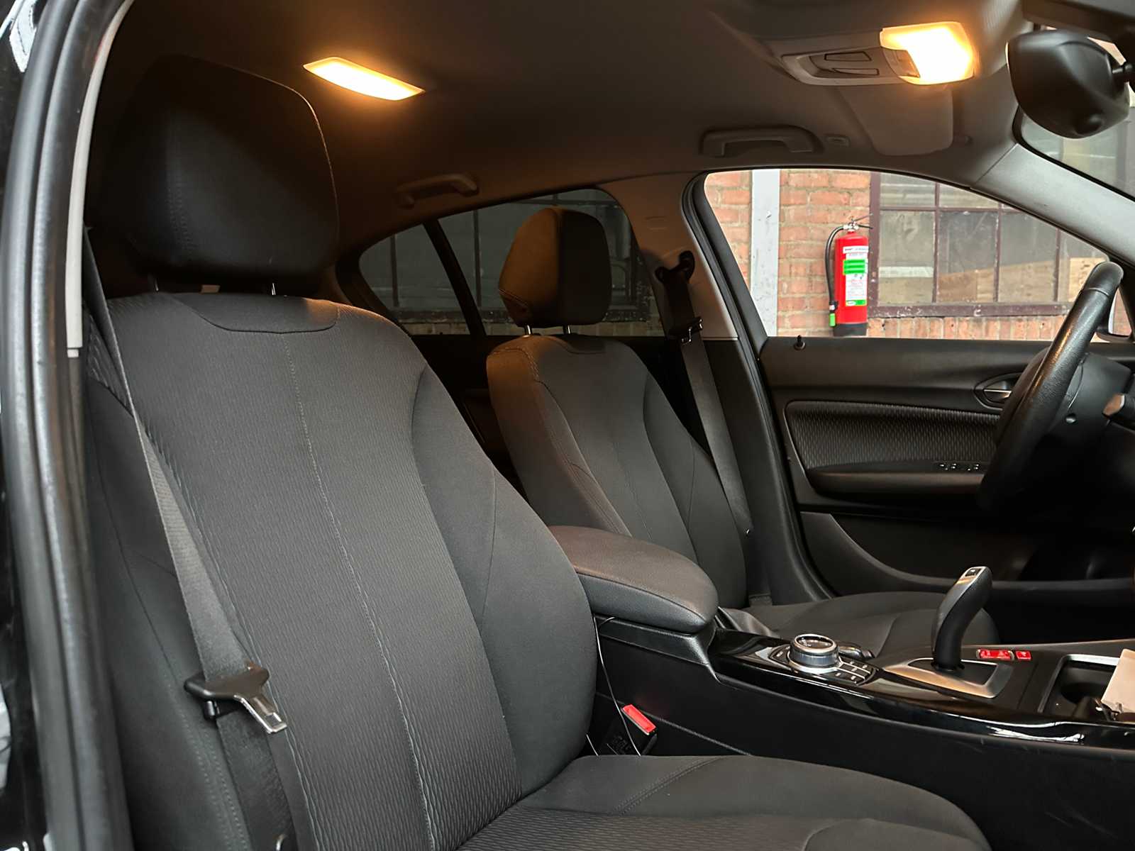 BMW 118i Corporate Lease High Executive 1-serie 136PK 2018