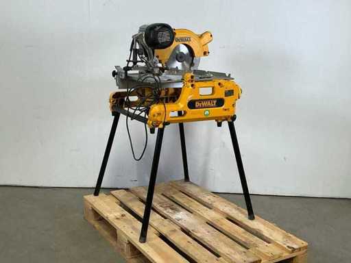 Tableau flipchart Dewalt DW743N-QS 2016 / scie à bras radial 250mm