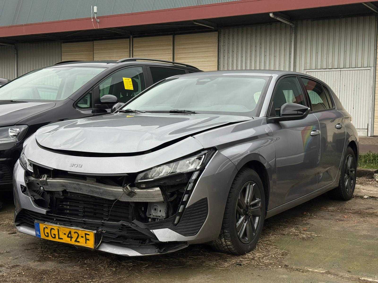 Peugeot 308 1.2 Hybrid 136 e-DCS6 Active Pack Business | GGL-42-F