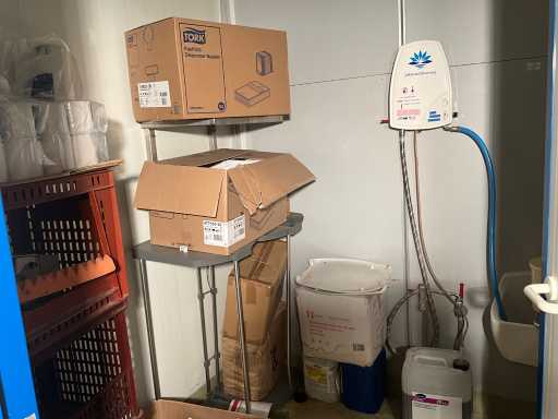 Contenu de la salle de nettoyage