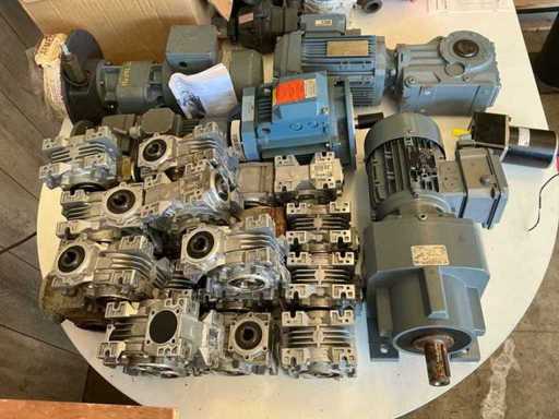 Residual batch Electric motors and retarders (39x)