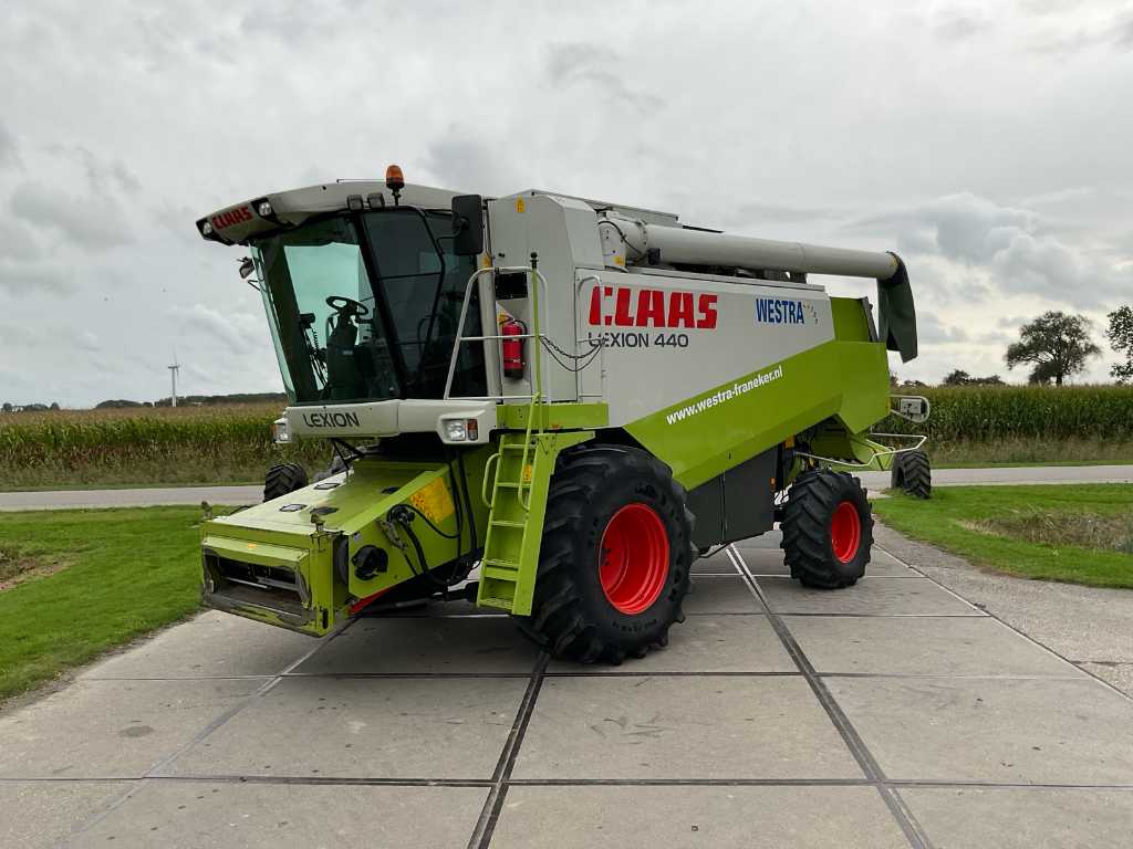 Claas - Lexion 440 - Combine harvester