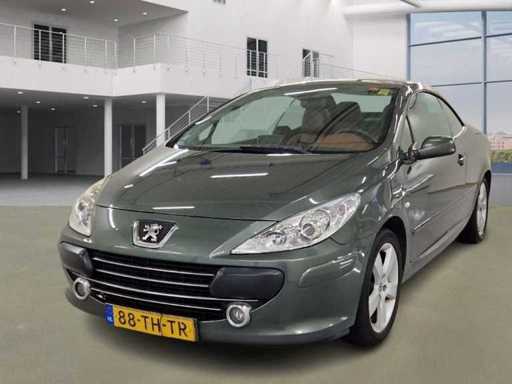 Peugeot 307 CC 2.0 16V Oxygo, 88-TH-TR