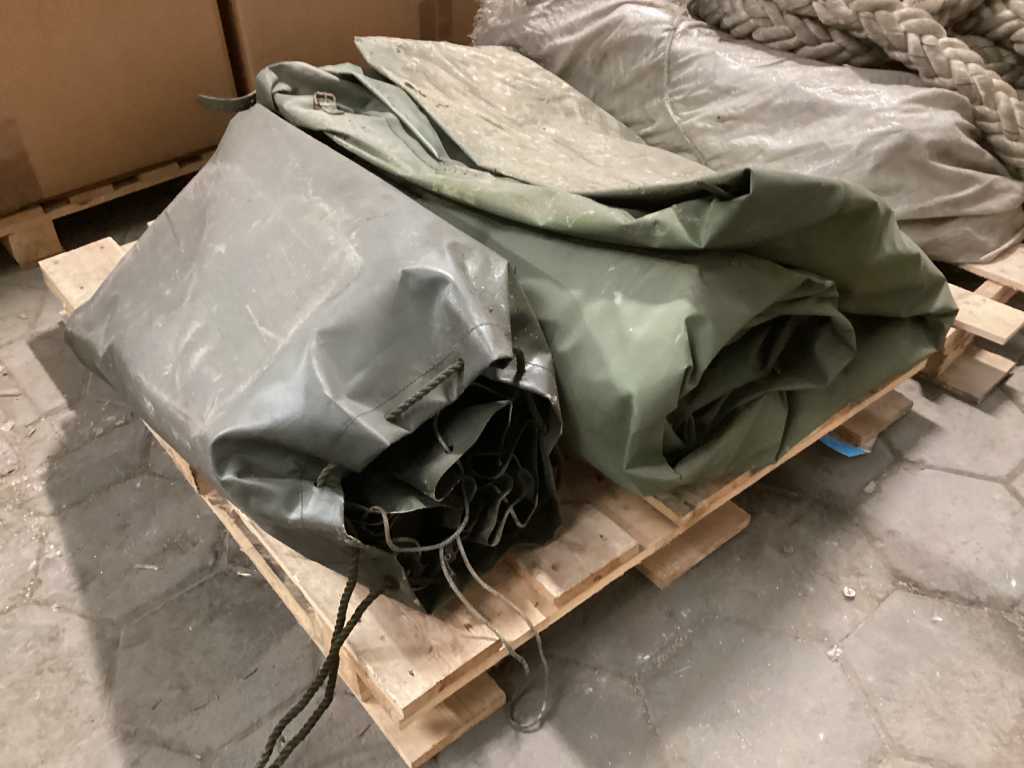 Vehicle cover (2x)