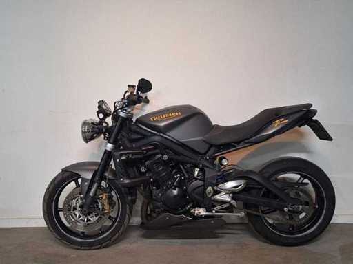 Motor Triumph Street Triple R de 675cc