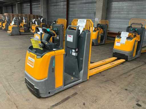 Jungheinrich - 2022 - ECE 320 HP 75 240 54 - LCD - poziomy picker zamówień