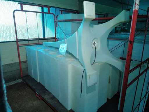 GLOBO - cube PODIUM PM - Tour Effeil (23x)