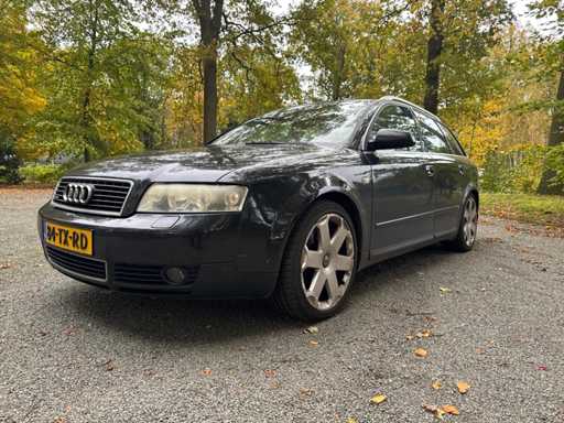 2001 - Audi - A4 Avant - 3.0 v6 Quattro - Samochód