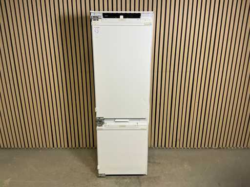 Atag KD86178DF. Combinaison réfrigérateur-congélateur intégré