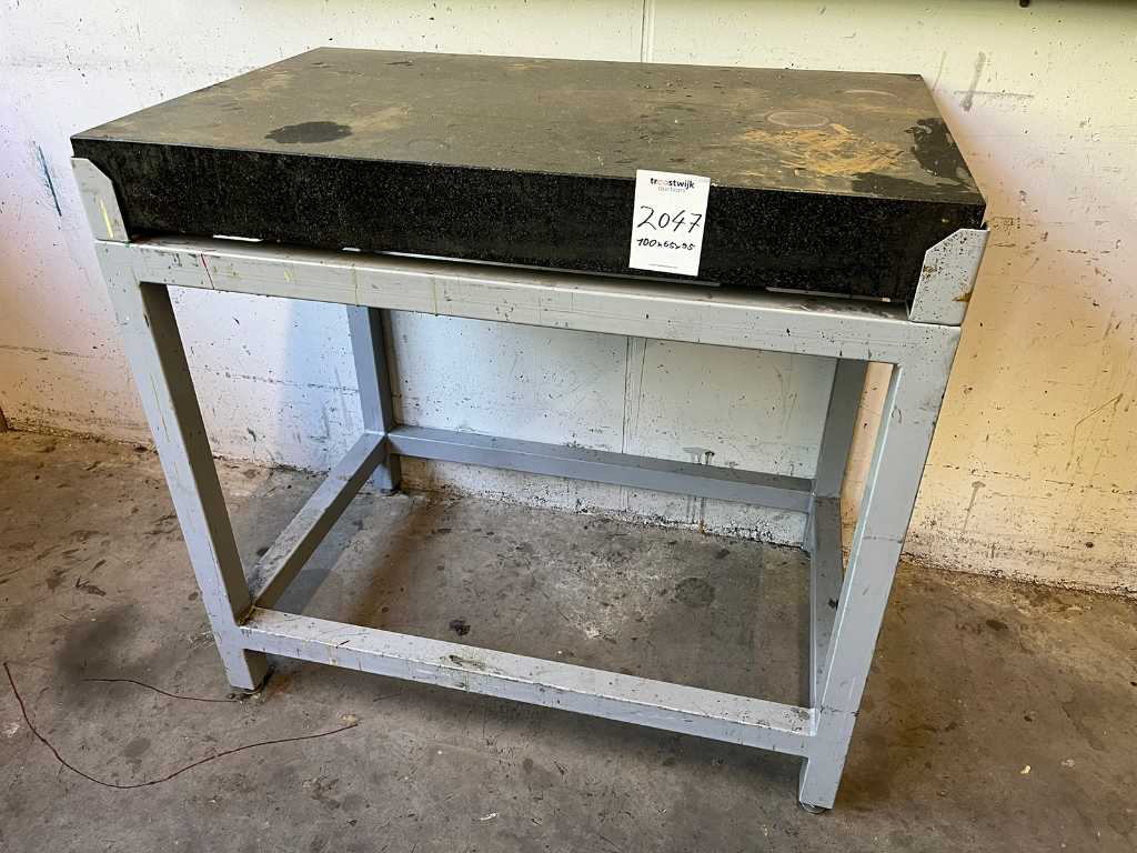 Granite surface and measuring plate with stand