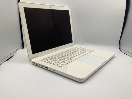 Apple MacBook Laptop