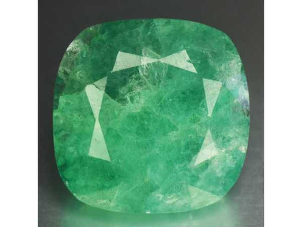 Natural Dyed Quartz (Green) 9.23 Carat