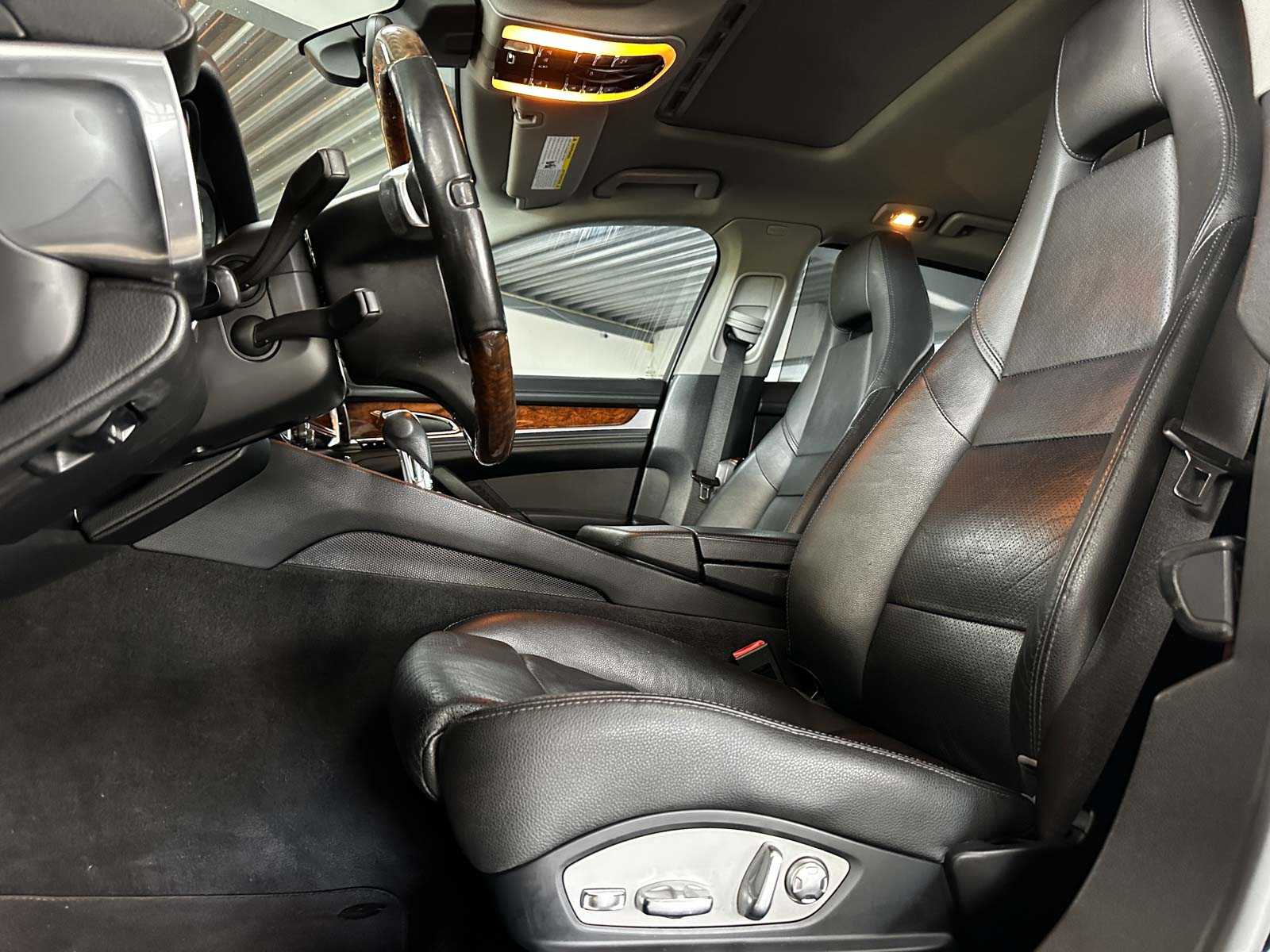 Porsche Panamera S 4.8 V8 405pk 2012