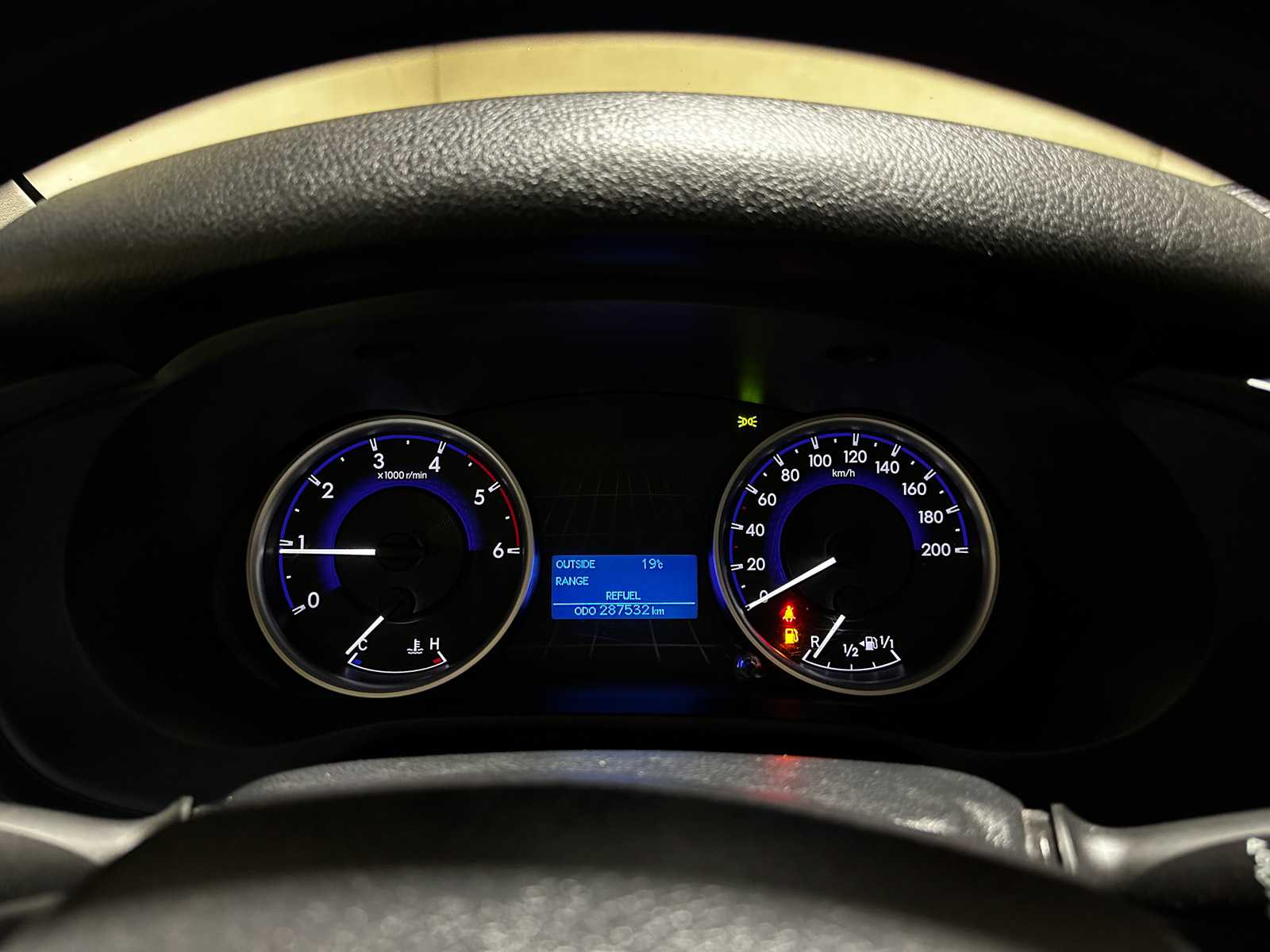 Toyota HiLux 2.4 D-4D-F Xtra Cab Comfort 150pk 2017 (Origineel-NL), V-833-JR