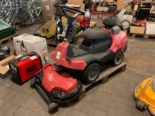 Ma?ini de tuns iarba Castelgarden