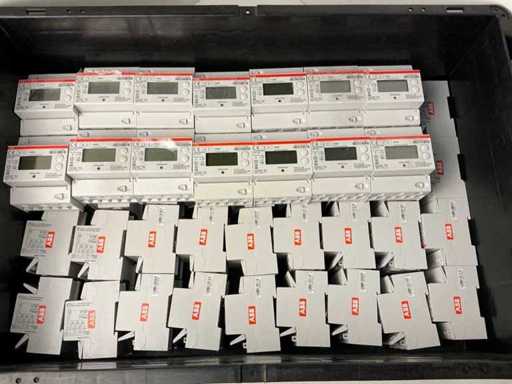 ABB EV3 012-100 3-phase energy meters (50x)