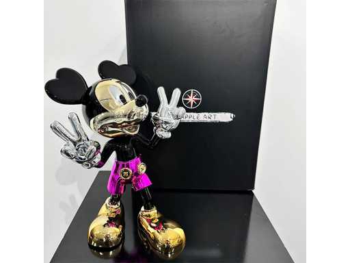 Chroom & Hars van Apple ‘World Love Pink’