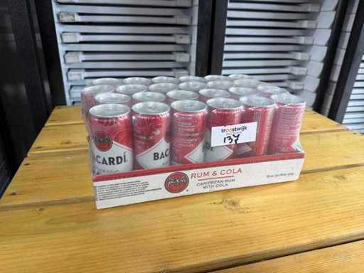 Partia rumu i coli Bacardi (192x)