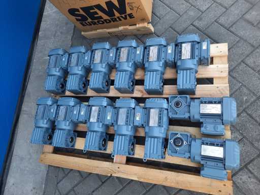 SEW-EURODRIVE - WA20 DRN71MS4 - Silnik elektryczny (20x)