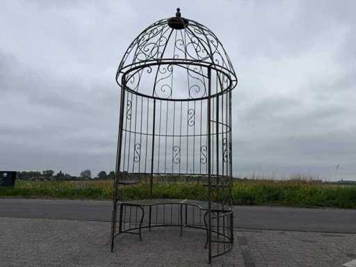 Pergola im französischen Stil